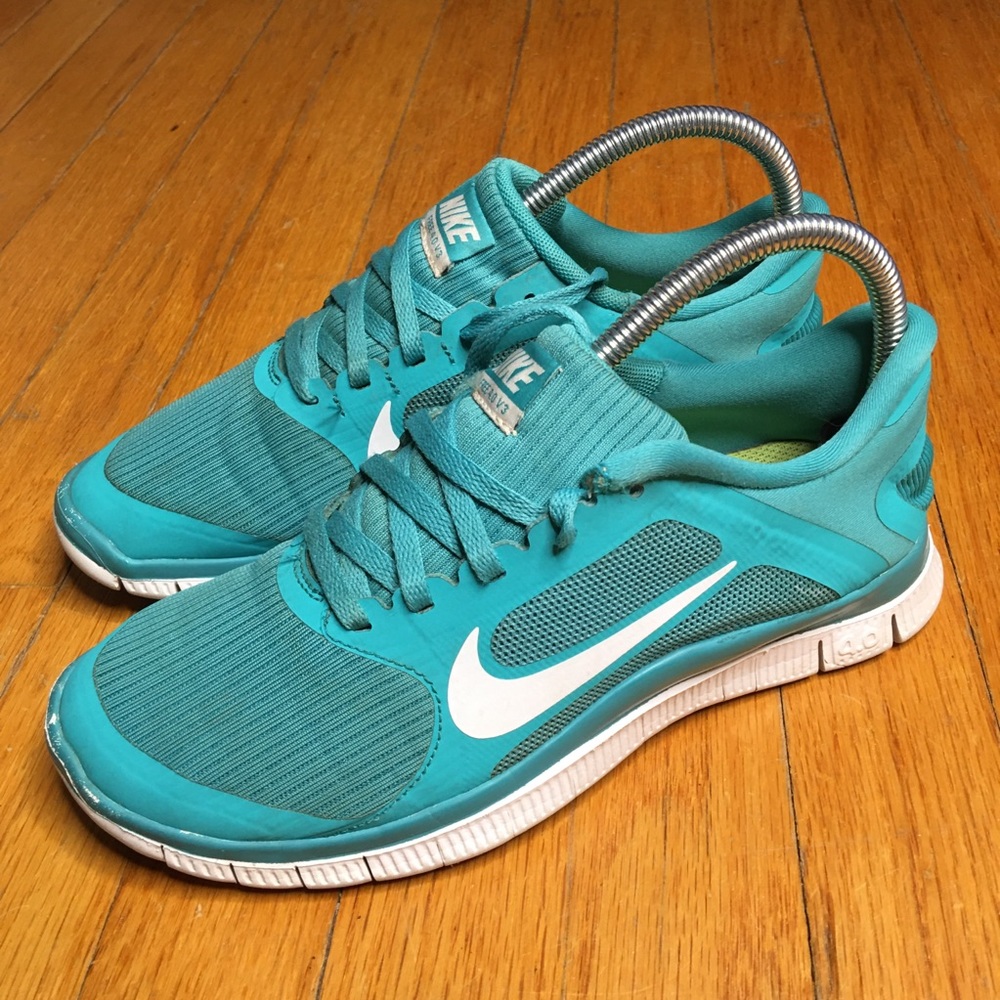 Nike Free 4.0 v3 - Women’s 7.5